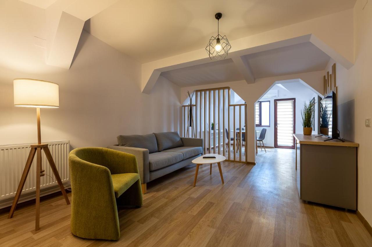 Lagom Hotel Бухарест Экстерьер фото