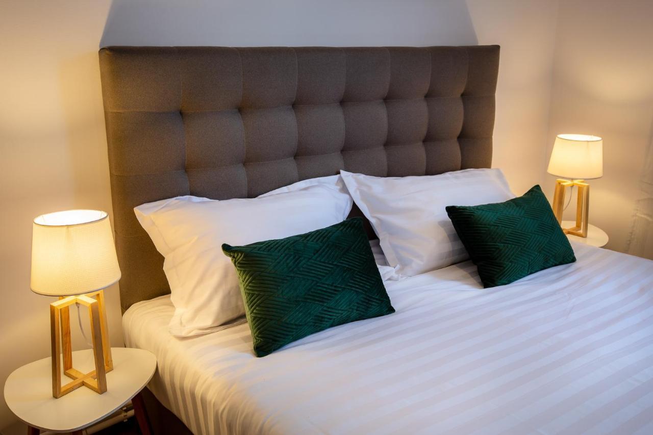 Lagom Hotel Бухарест Экстерьер фото