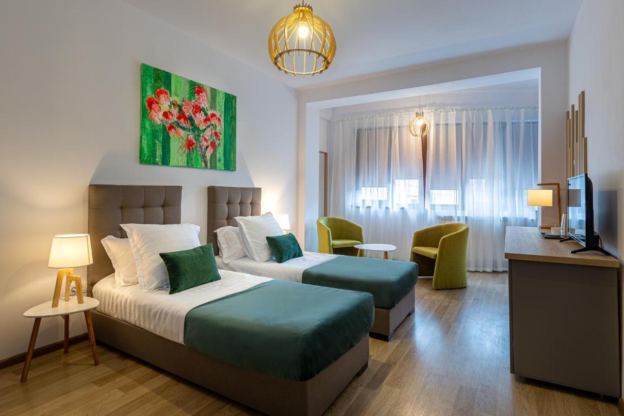 Lagom Hotel Бухарест Экстерьер фото