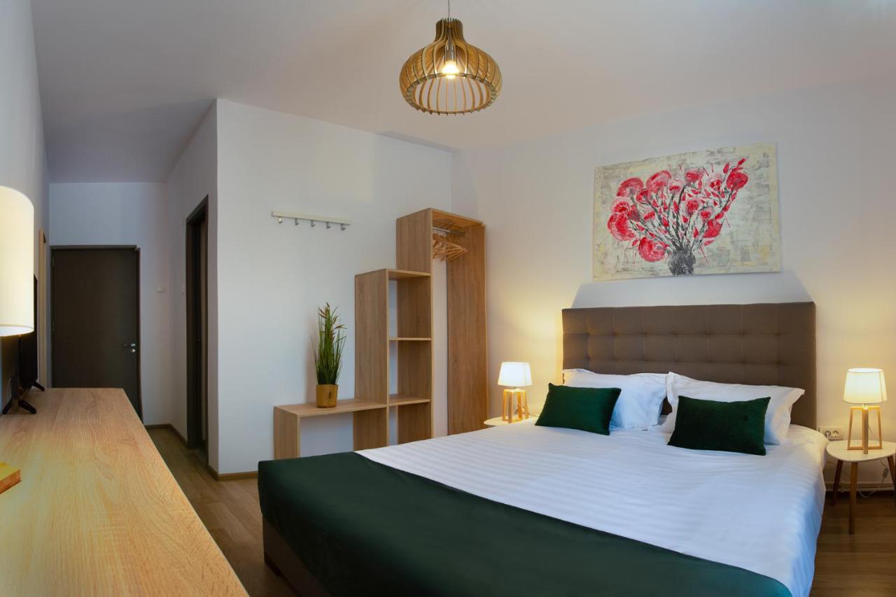 Lagom Hotel Бухарест Экстерьер фото